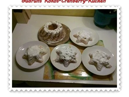 Rezept: Kuchen: Kokos-Cranberry-Kuchen Bild Nr. 10 Kuchen: Kokos-Cranberry-Kuchen - Rezept - Bild Nr. 10