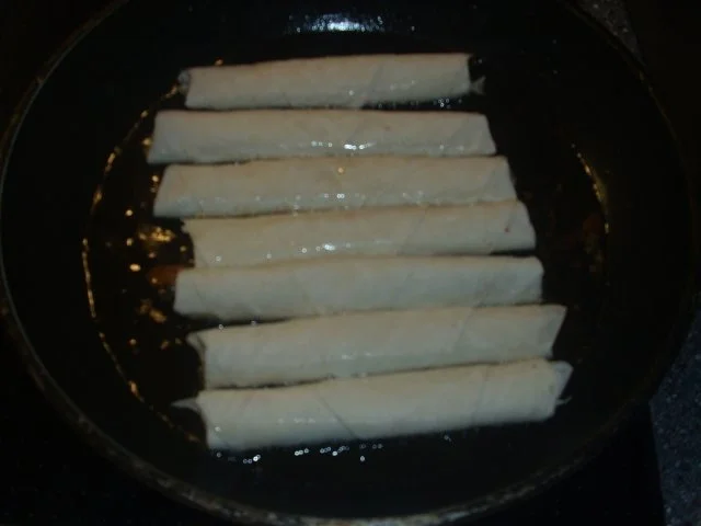 Rezept: Cigarabörek mit Hackfleisch Bild Nr. 7 Cigarabörek mit Hackfleisch - Rezept - Bild Nr. 7