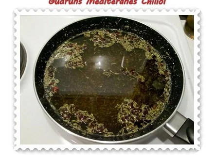 Rezept: Öl: Mediteranes Chiliöl Bild Nr. 7 Öl: Mediteranes Chiliöl - Rezept - Bild Nr. 7