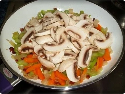 Champignons – Gemüsepfanne mit Tagliatellen - Rezept - Bild Nr. 9
