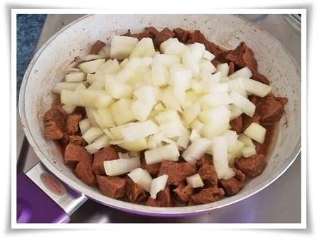 Rindergulasch zart und würzig  mit „Balsamissimo cremig mild mit Preiselbeeren“ verfeinert - Rezept - Bild Nr. 14