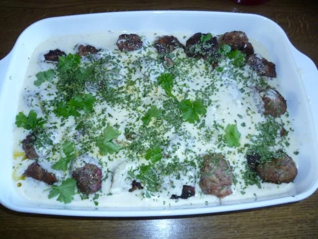 Hackklößchen in Zitronensoße - Rezept