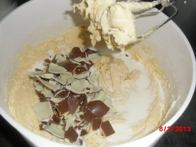 Schoko-Cupcakes mit Schokocreme und Schokostreuseln, - Rezept - Bild Nr. 6