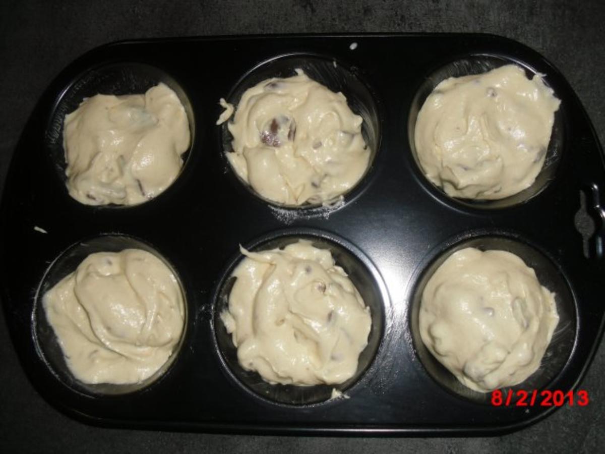 Schoko-Cupcakes mit Schokocreme und Schokostreuseln, - Rezept - Bild Nr. 7