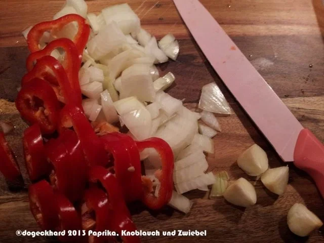 Fleischbällchen mit Letscho und Kartoffeln - Rezept - Bild Nr. 3