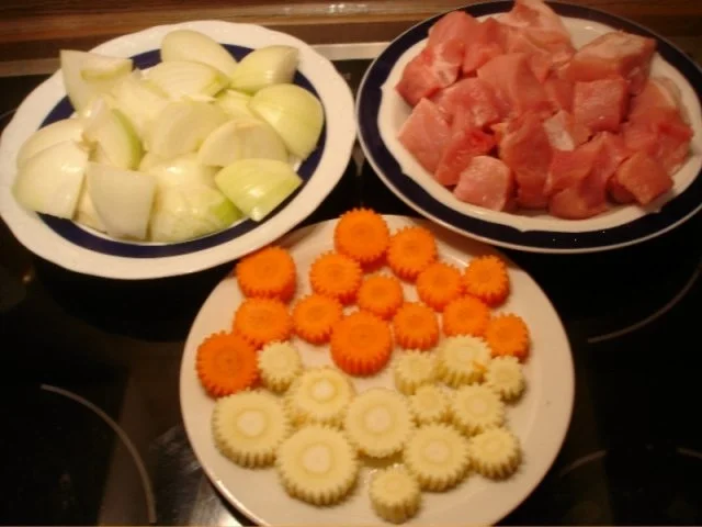 Schweinepfeffer mit Kümmelkartoffeln - Rezept - Bild Nr. 8