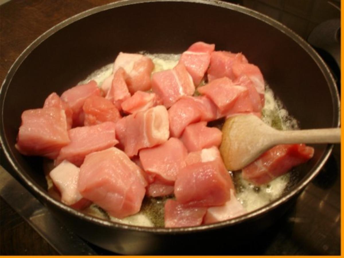 Schweinepfeffer mit Kümmelkartoffeln - einfach - von MausVoh