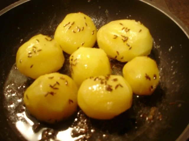 Schweinepfeffer mit Kümmelkartoffeln - Rezept - Bild Nr. 21