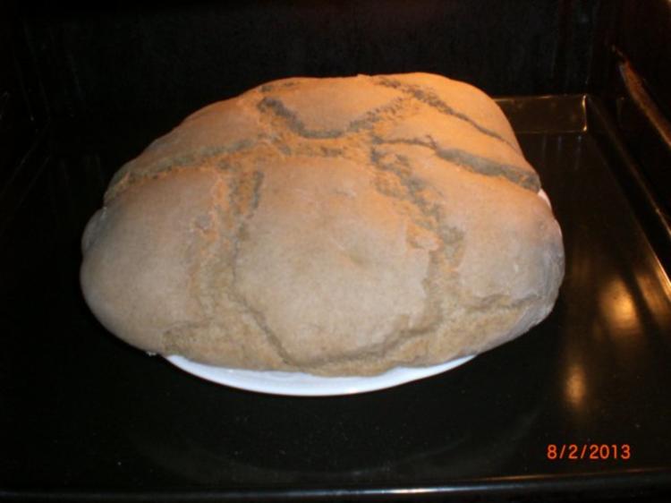 Roggen-Dinkelbrot mit Sauerteig (selbst hergestellt) - Rezept