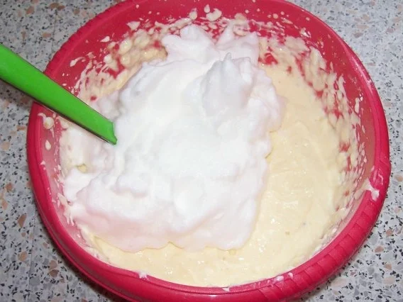 Torten/Kuchen: Pfirsich-Käse-Tarte mit Cassis-Guss - Rezept - Bild Nr. 6