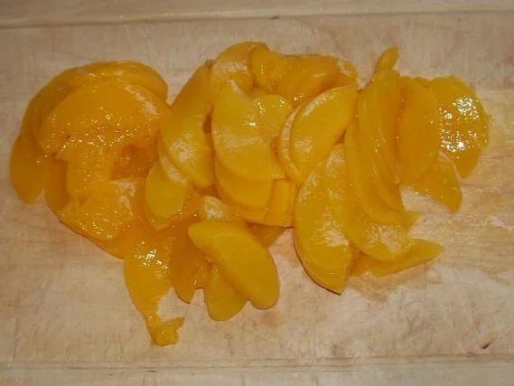 Torten/Kuchen: Pfirsich-Käse-Tarte mit Cassis-Guss - Rezept - Bild Nr. 8