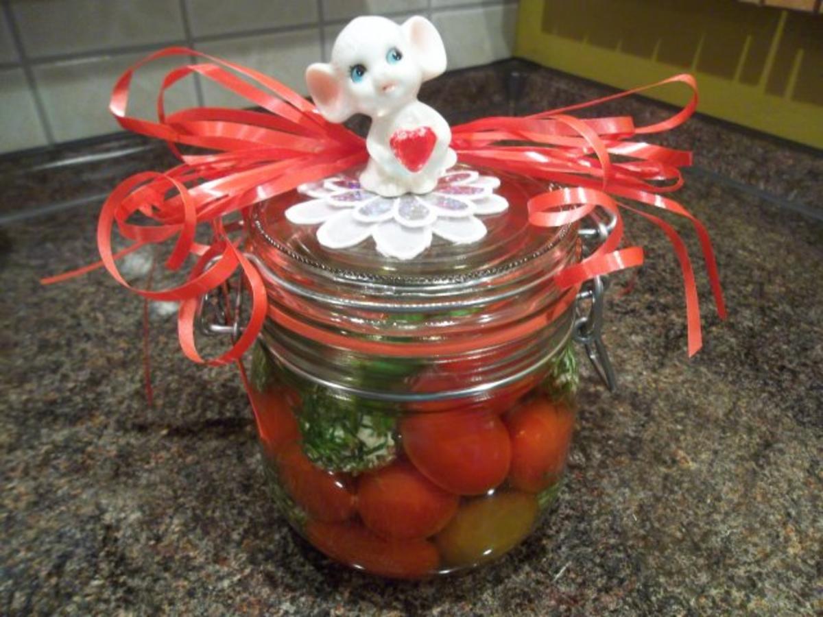 Marion's Eingelegte Tomaten mit Käsekugeln - Rezept - Bild Nr. 4
