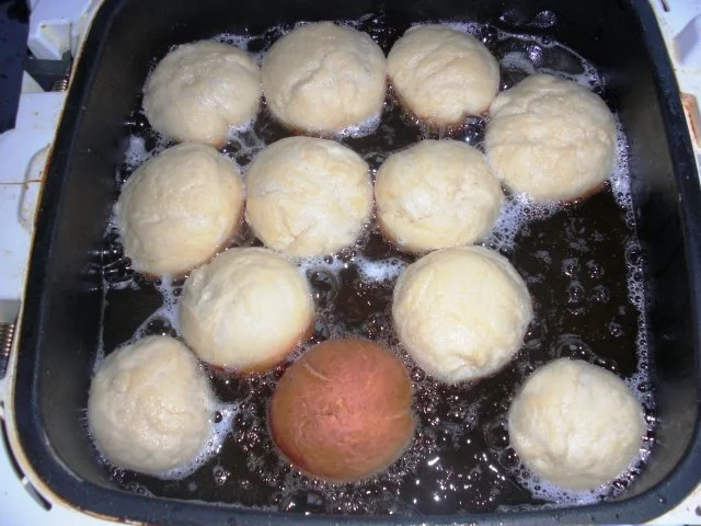 Krapfen, Kreppel, Kräppel, Kräpfchen, Kräpfel, Berliner - Rezept - Bild Nr. 2