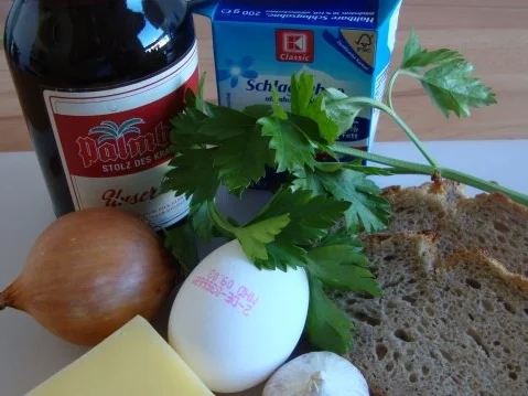 "Bayerische Brotsuppe" - Rezept - Bild Nr. 3