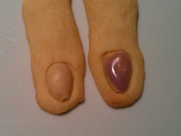 Grusel - Finger für Halloween - Rezept - Bild Nr. 5