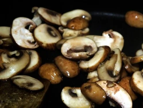 Rezept: Schweinegeschnetzeltes mit Spätzle Bild Nr. 8 Schweinegeschnetzeltes mit Spätzle - Rezept - Bild Nr. 8