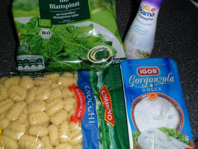 Rezept: Gnocchi - Spinat - Auflauf Bild Nr. 2 Gnocchi - Spinat - Auflauf - Rezept - Bild Nr. 2