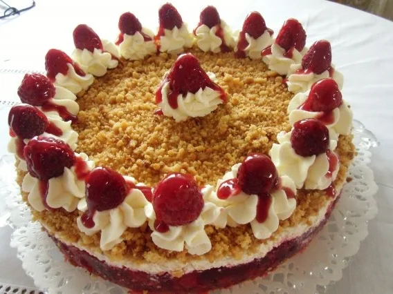 ❤ Himbeer-Krokant-Torte ❤ - Rezept