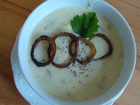 Rezept: Pikante Buttermilchsuppe Bild Nr. 2 Pikante Buttermilchsuppe - Rezept - Bild Nr. 2
