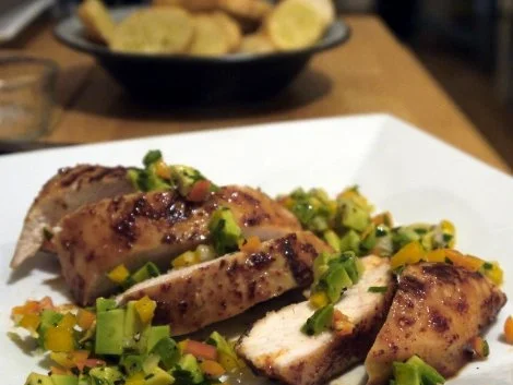 Scharfe Hähnchenbrust mit Avocadosalsa - Rezept - Bild Nr. 10