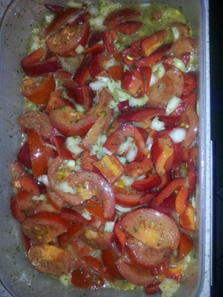 Salate: Tomaten - Paprikasalat - Rezept - Bild Nr. 3