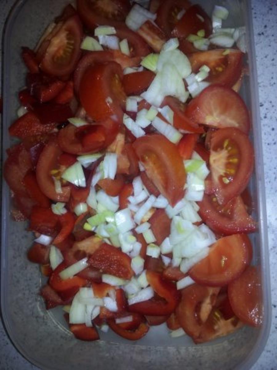 Salate: Tomaten - Paprikasalat - Rezept - Bild Nr. 2