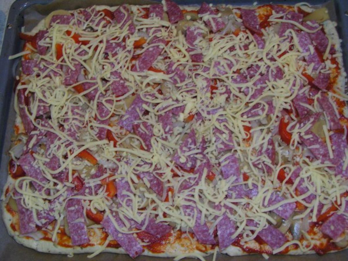 Quark Öl Teig für schnelle Pizza - Rezept - Bild Nr. 5