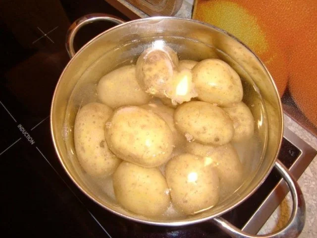 Schnitzel mit Bratkartoffeln à la Heiko - Rezept - Bild Nr. 3