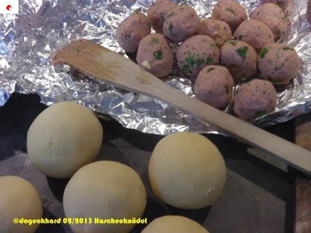 Hascheeknödel - Rezept - Bild Nr. 12