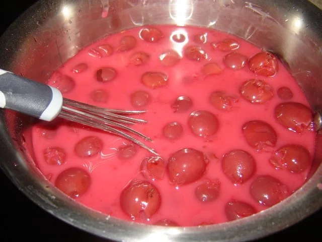 Rezept: Kirschstreusel Bild Nr. 2 Kirschstreusel - Rezept - Bild Nr. 2