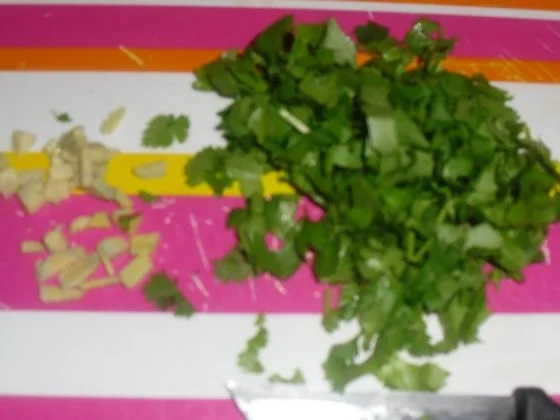 Kokos-Suppe mit Gemüse und Hühnchen - Rezept - Bild Nr. 7