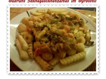 Rezept: Fleisch: Sahnegeschnetzeltes im Gyrosstil Fleisch: Sahnegeschnetzeltes im Gyrosstil - Rezept