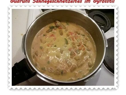 Rezept: Fleisch: Sahnegeschnetzeltes im Gyrosstil Bild Nr. 11 Fleisch: Sahnegeschnetzeltes im Gyrosstil - Rezept - Bild Nr. 11