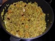 Hack-Curry Pfanne mit Reis und Pfirsichen - Rezept