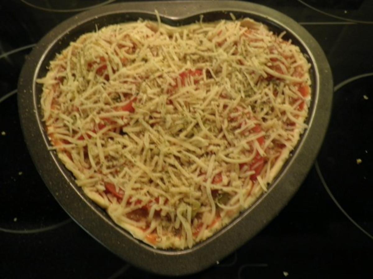 Pizza - Herzen - Rezept - Bild Nr. 9