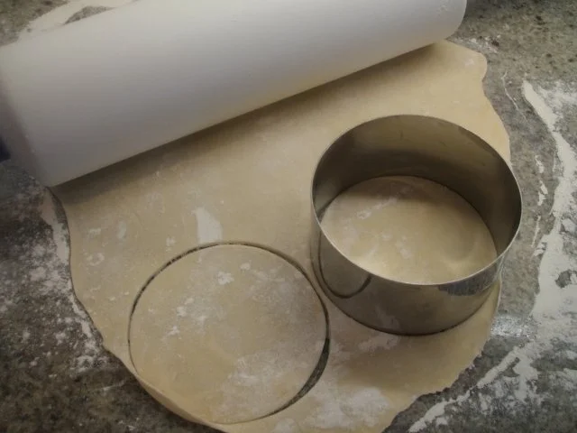 Pikantes Backen: Pizzatörtchen mit Strudelteig - Rezept - Bild Nr. 7