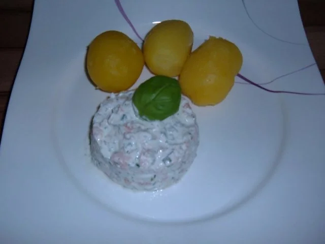 Rezept: Quark mit AlaskaSeelachsschnitzeln Bild Nr. 4 Quark mit AlaskaSeelachsschnitzeln - Rezept - Bild Nr. 4