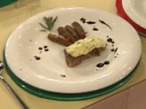 Rezept: Rücken und Käse von der Ziege mit Okraschotengemüse (Harry Wijnvoord) Rücken und Käse von der Ziege mit Okraschotengemüse (Harry Wijnvoord) - Rezept