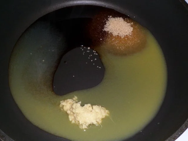 Rezept: Hähnchenflügel in süßer Soße Bild Nr. 3 Hähnchenflügel in süßer Soße - Rezept - Bild Nr. 3