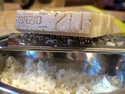 Scharfe Bouletten mit Paprika-Salsa und Parmesankartoffeln - Rezept - Bild Nr. 9