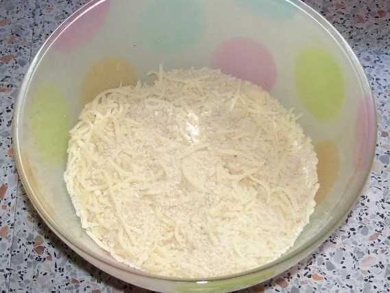 Lachslasagne mit Knusperkruste und cremiger Paprika-Tomatensoße - Rezept - Bild Nr. 8