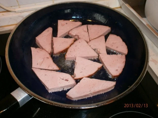 Bayuvarischer Feldsalat mit Edamer - Brez'n-Batzerl und reschem Leberkas! - Rezept - Bild Nr. 8