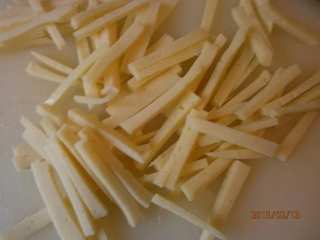 Bayuvarischer Feldsalat mit Edamer - Brez'n-Batzerl und reschem Leberkas! - Rezept - Bild Nr. 6