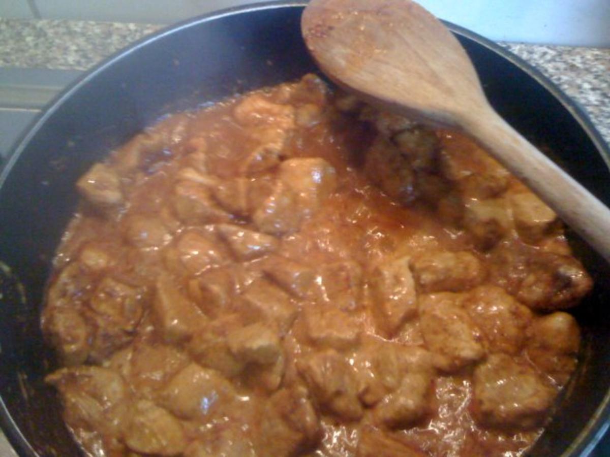 Senf - Gulasch mit Salzkartoffeln - Rezept - Bild Nr. 7