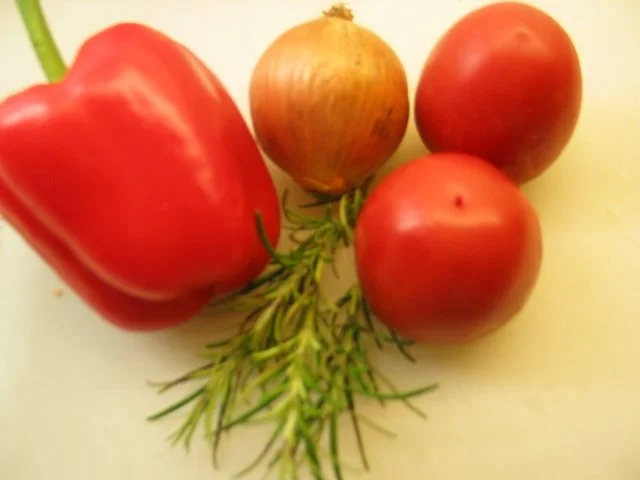 Rezept: Geflügel: Putenleberpfanne mit Tomaten - Paprika - Sahne Bild Nr. 3 Geflügel: Putenleberpfanne mit Tomaten - Paprika - Sahne - Rezept - Bild Nr. 3