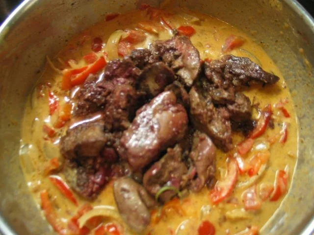 Rezept: Geflügel: Putenleberpfanne mit Tomaten - Paprika - Sahne Bild Nr. 10 Geflügel: Putenleberpfanne mit Tomaten - Paprika - Sahne - Rezept - Bild Nr. 10