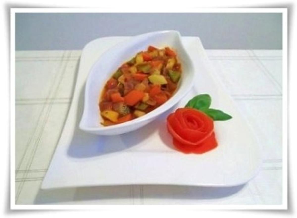 Pikantes Paprika-Gulasch Vegetarisch - Rezept - Bild Nr. 2