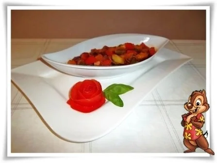 Pikantes Paprika-Gulasch Vegetarisch - Rezept