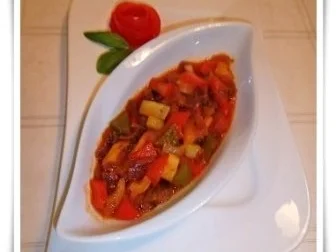 Pikantes Paprika-Gulasch Vegetarisch - Rezept - Bild Nr. 17