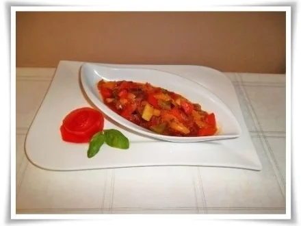 Pikantes Paprika-Gulasch Vegetarisch - Rezept - Bild Nr. 16